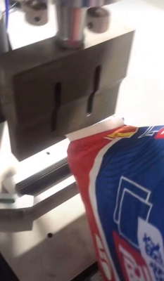 Halbautomatische 25kg 50kg Ultraschall Taschenversiegelungsmaschine mit individueller Spannung